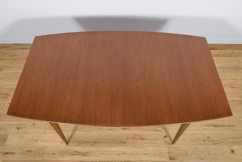 Mid-Century Extendable Teak Dining Table from McIntosh, 1960s