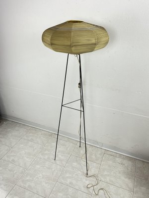 Mid-Century Floor Lamp with Raffia Shade, 1950s-YST-2040530