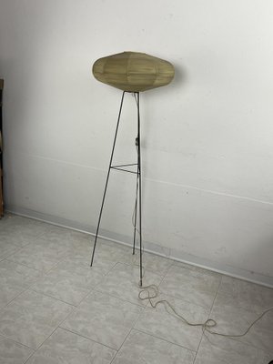 Mid-Century Floor Lamp with Raffia Shade, 1950s-YST-2040530