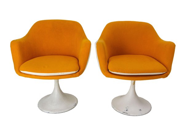 Mid-Century French Armchairs with Metal Tulip Foot, 1970, Set of 2-RIU-1427414