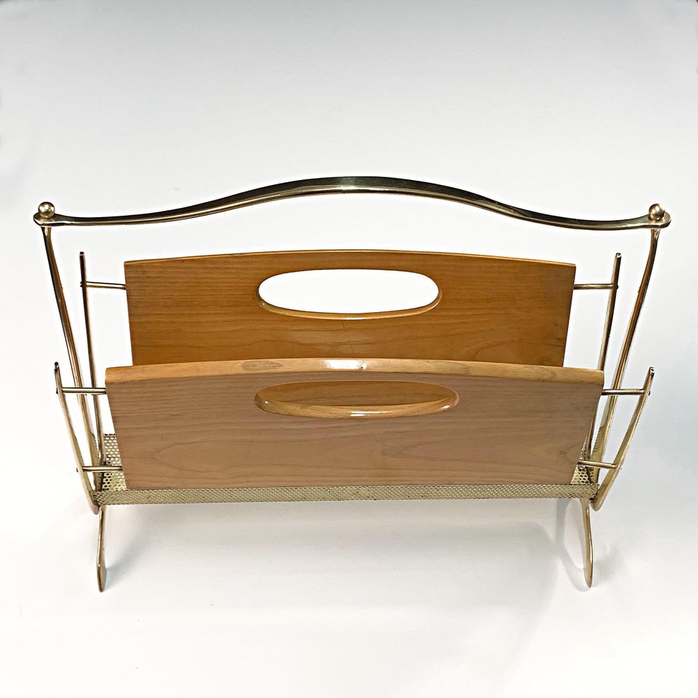 Mid-Century French Brass and Chestnut Wood Magazine Rack by Maison Baguès, 1950s-JDR-1126170