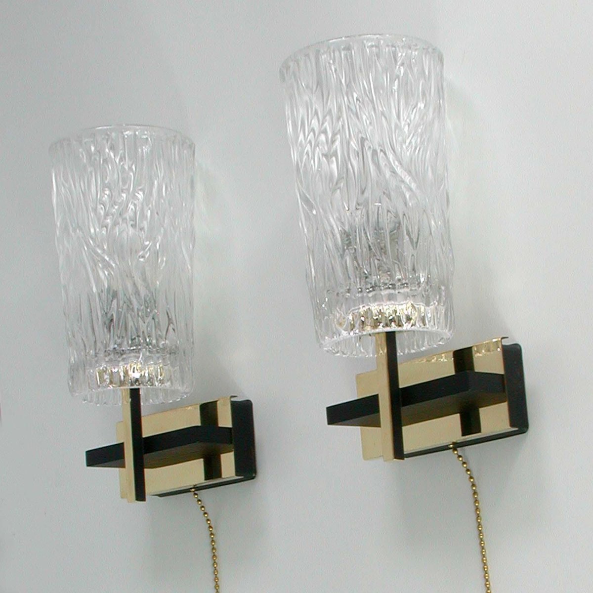 Mid-Century French Brass & Textured Glass Sconces from Maison Arlus, 1950s, Set of 2