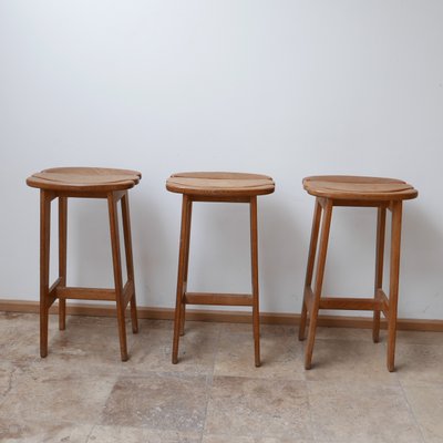 Mid-Century French Oak Bar Stools by Guillerme et Chambron, Set of 3-JRP-996762