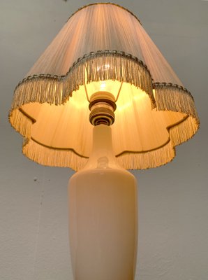 Mid-Century French Opaline Glass Table Lamp from Sevres, 1960s-UAH-1299744