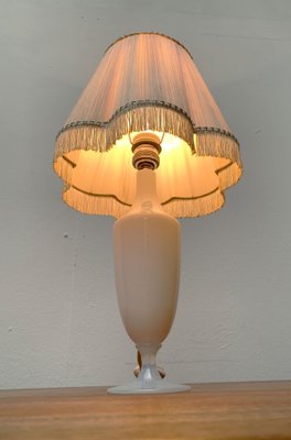 Mid-Century French Opaline Glass Table Lamp from Sevres, 1960s-UAH-1299744