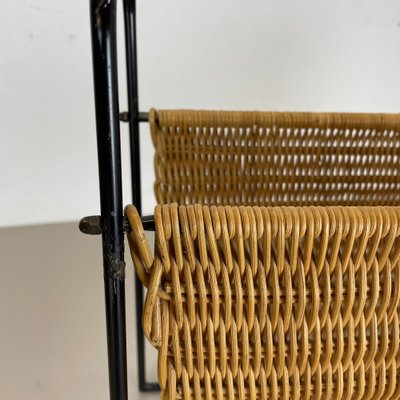 Mid-Century French Rattan Magazine Holder, 1950s-QZ-1343160