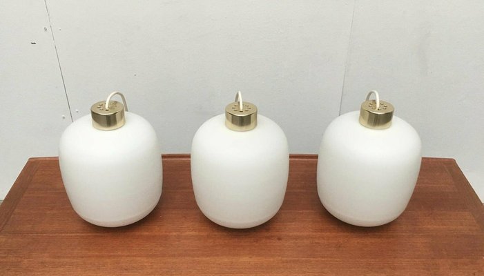 Mid-Century German Balloon Glass Pendant Lamps, 1960s, Set of 3-UAH-1725477