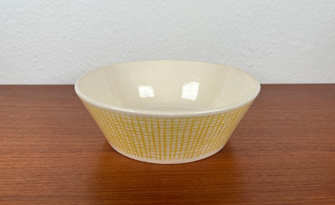 Mid-Century German Ceramic Bowls from Limburg, 1960s, Set of 3-UAH-2024488