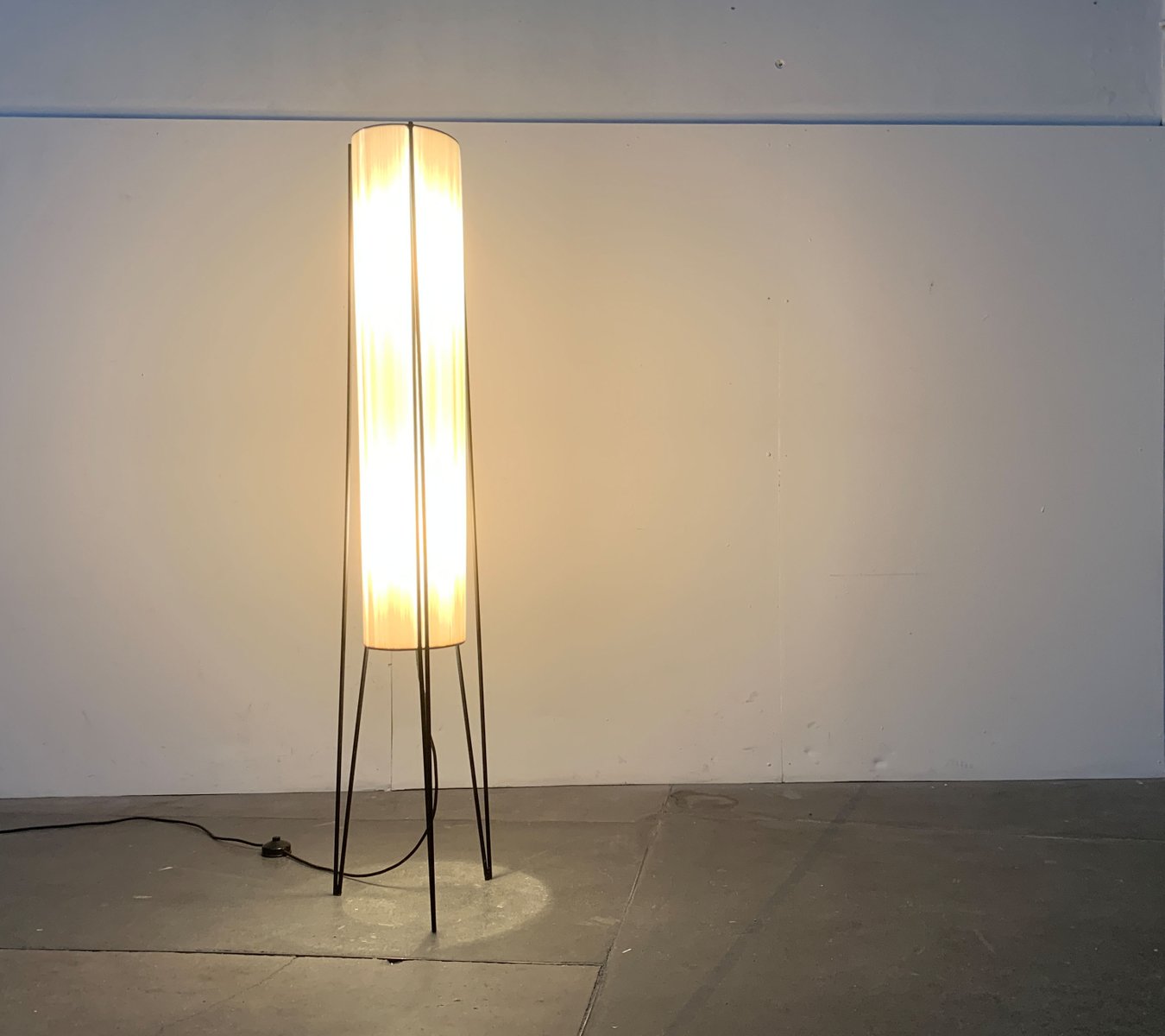 Mid-Century German Minimalist Floor Lamp from Hesse Leuchten, 1960s