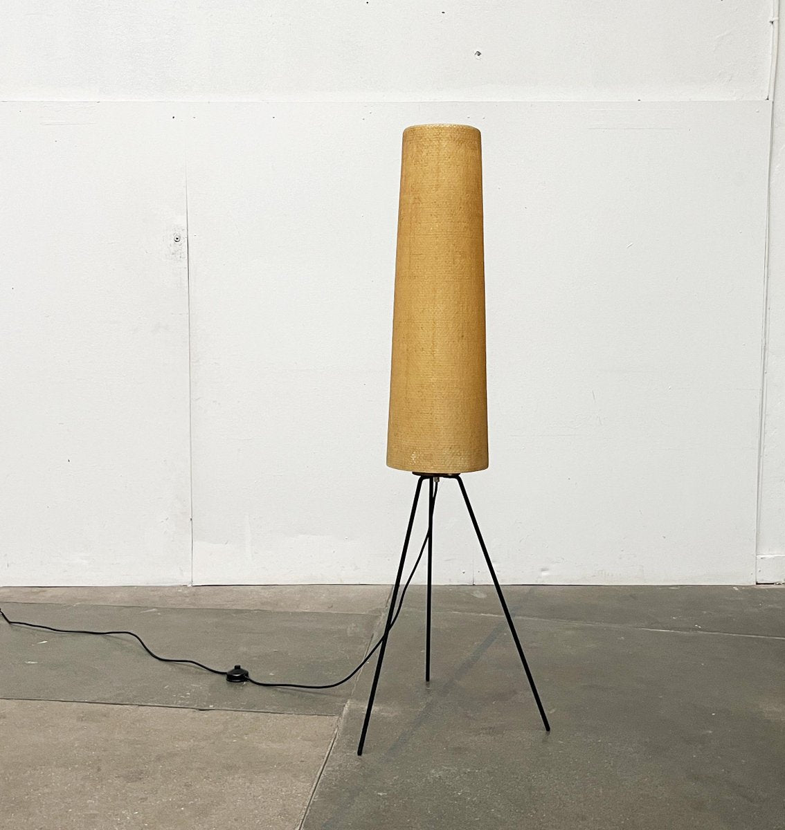 Mid-Century German Minimalist Tripod Floor Lamp from Hesse Leuchten, 1960s