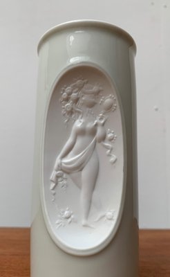 Mid-Century German White Porcelain Vase by Bjørn Wiinblad for Rosenthal-UAH-979569