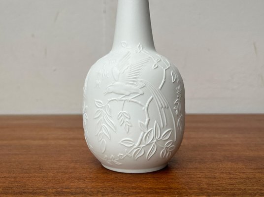 Mid-Century German White Porcelain Vase with Bird Design from Kaiser, 1960s-UAH-1782841