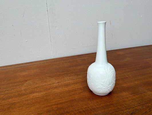 Mid-Century German White Porcelain Vase with Bird Design from Kaiser, 1960s-UAH-1782841