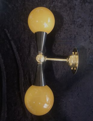 Mid-Century Golden Yellow and Black Murano Art Glass and Brass Wall Light, 1950s-UH-1319978