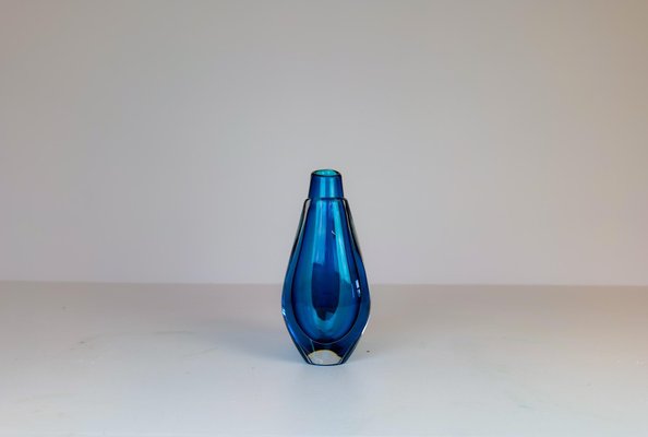 Mid-Century Heavy Crystal Clear Blue Vases by Sven Palmqvist for Orrefors, Set of 2-UYK-975408