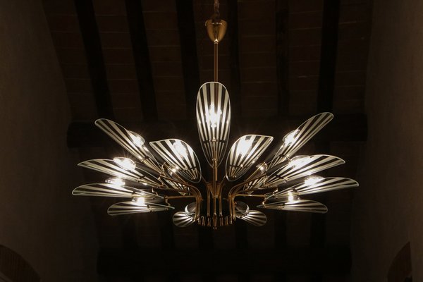 Mid-Century Italian 15-Light Chandelier in the style of Fontana Arte, 1950s-MTX-1748835