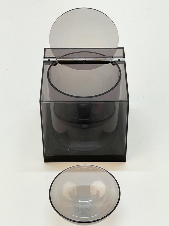 Mid-Century Italian Acrylic Cubic Ice Bucket by Renzo Cassetti for Di Cini & Nils, 1974