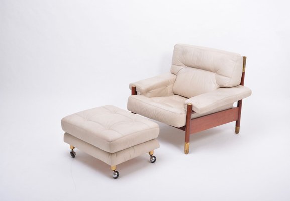 Mid-Century Italian Beige Leather and Rosewood Model Sella Lounge Chair and Ottoman Set by Carlo de Carli for Luigi Sormani, 1960s, Set of 2-FN-689384