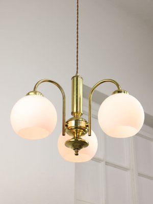 Mid-Century Italian Brass and Opaline Chandelier-HGJ-1784438