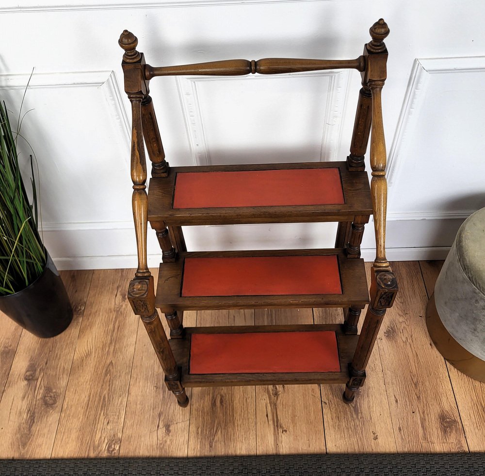 Mid-Century Italian Carved Walnut Wood and Leather 4-Step Library Ladder, 1950s