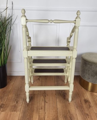 Mid-Century Italian Carved Walnut Wood and Leather 4-Step Library Ladder, 1950s