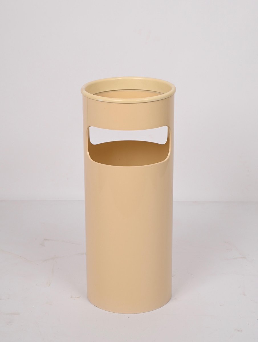 Mid-Century Italian Cream Plastic Umbrella Stand by Gino Colombini for Kartell, 1970s