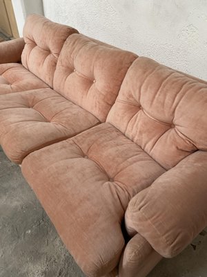 Mid-Century Italian Flamingo Pink Velvet 3-Seater Sofa by Tobia Scarpa for B&B, 1960s-DHH-707596