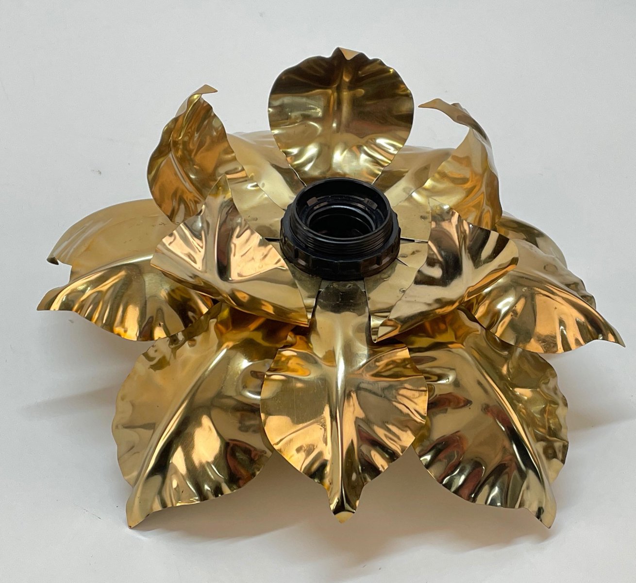 Mid-Century Italian Gilded Iron Flower Sconce from Banci Firenze, 1970s