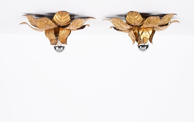 Mid-Century Italian Gilded Iron Flower Sconces, 1970s, Set of 2-JDR-1357682