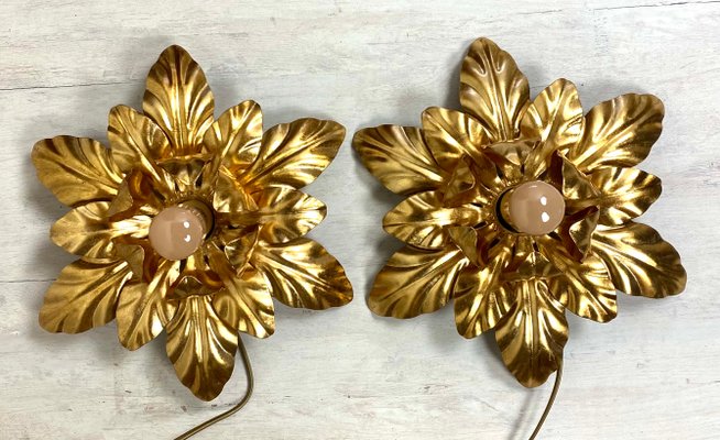 Mid-Century Italian Gilded Iron Flower Sconces from Euro Lamp Arts Firenze, 1980s, Set of 2-WZZ-1183432