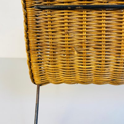 Mid-Century Italian Modern Straw Magazine Rack with Metal Structure, 1970s-GDD-1120736