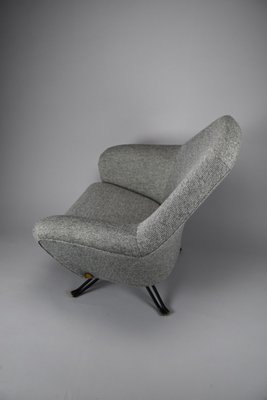 Mid-Century Italian P32 Lounge Chair by Osvaldo Borsani for Tecno, 1960-IEI-1749934