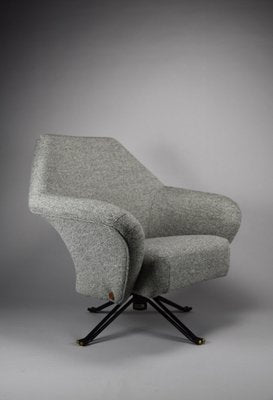 Mid-Century Italian P32 Lounge Chair by Osvaldo Borsani for Tecno, 1960-IEI-1749934