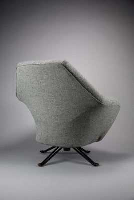 Mid-Century Italian P32 Lounge Chair by Osvaldo Borsani for Tecno, 1960-IEI-1749934