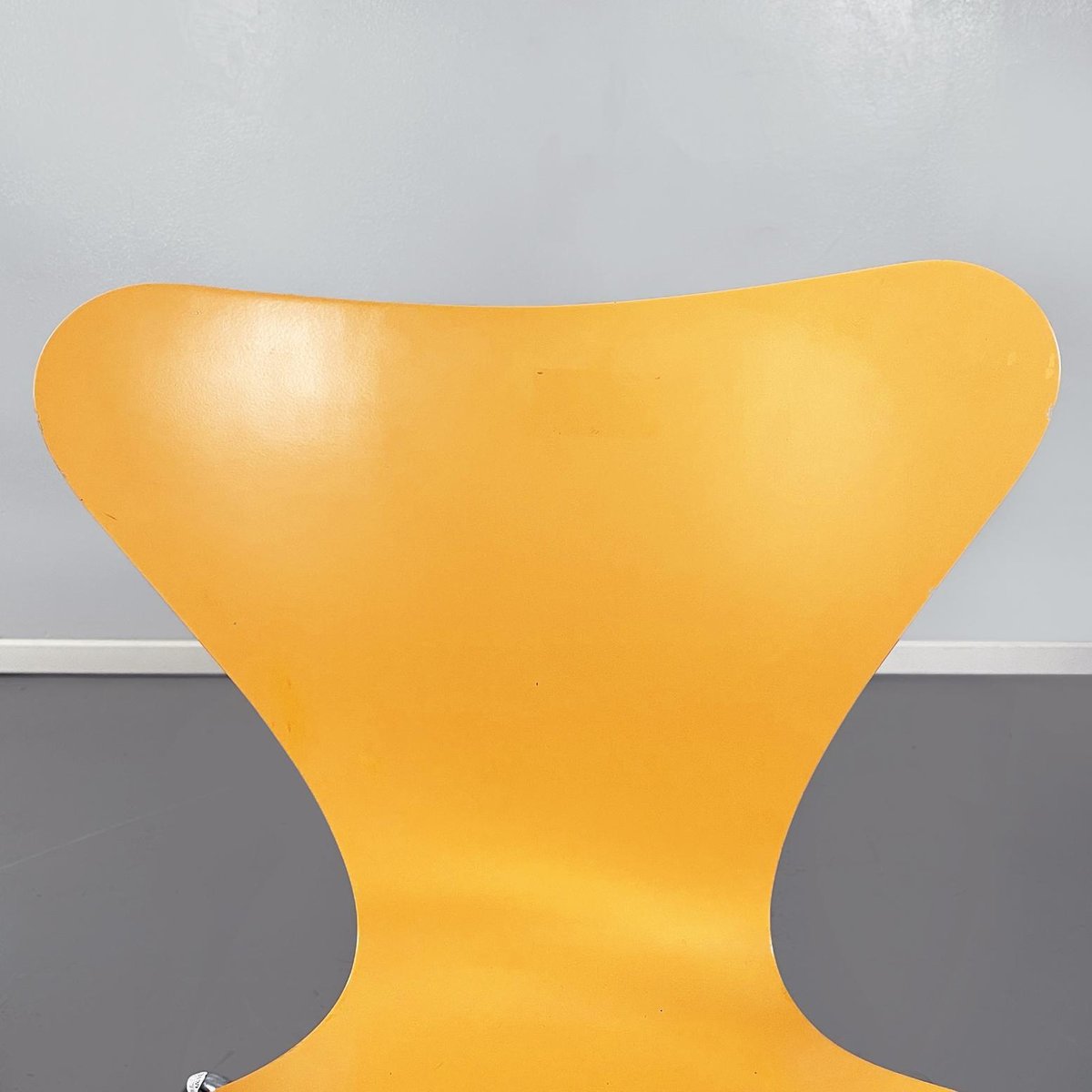 Mid-Century Italian Serie 7 Orange Chairs by Jacobsen for Fritz Hansen, 1999, Set of 6