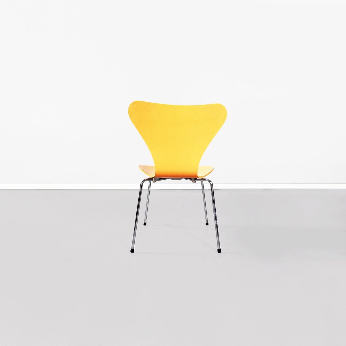 Mid-Century Italian Serie 7 Orange Chairs by Jacobsen for Fritz Hansen, 1999, Set of 6