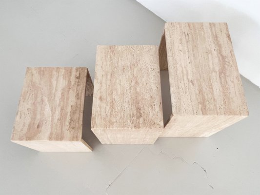 Mid-Century Italian Travertine Nesting Tables, 1970s, Set of 3-VNE-1373104