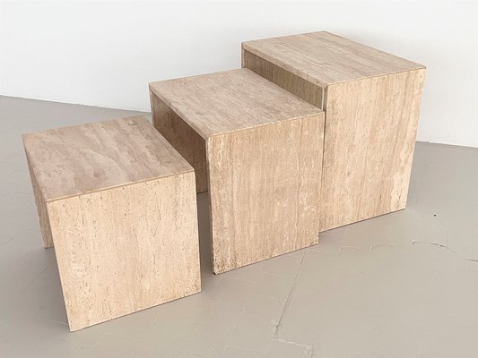 Mid-Century Italian Travertine Nesting Tables, 1970s, Set of 3-VNE-1373104