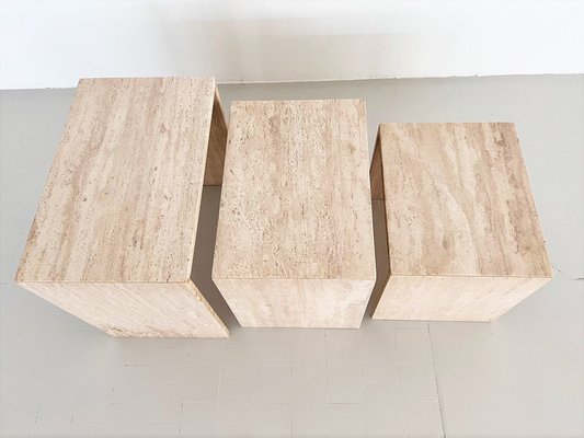 Mid-Century Italian Travertine Nesting Tables, 1970s, Set of 3-VNE-1373104