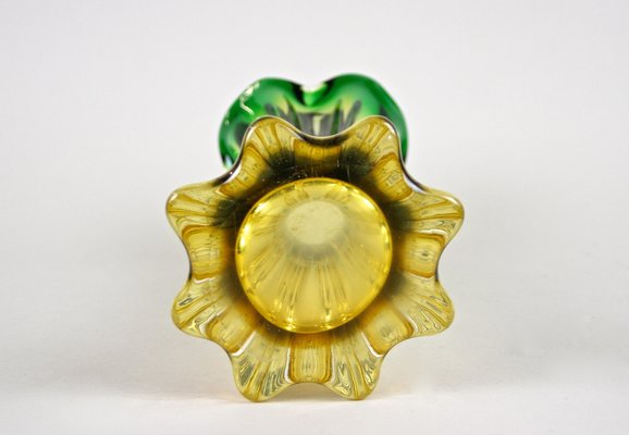 Mid-Century Italian Vase in Green Yellow Murano Glass, 1960-TQA-1322005