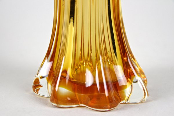 Mid-Century Italian Vase in Murano Glass, 1960s-TQA-1322002