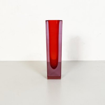 Mid-Century Italian Vase in Red Murano Glass with Internal Purple Shades, 1970s-GDD-1249719