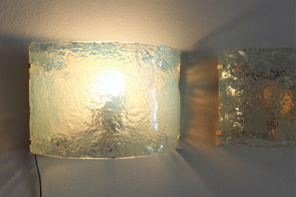 Mid-Century Italian Wall Sconces in Opalescent Murano Glass, 1970s, Set of 2-VNE-965946