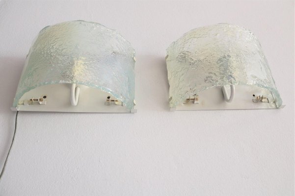 Mid-Century Italian Wall Sconces in Opalescent Murano Glass, 1970s, Set of 2-VNE-965946