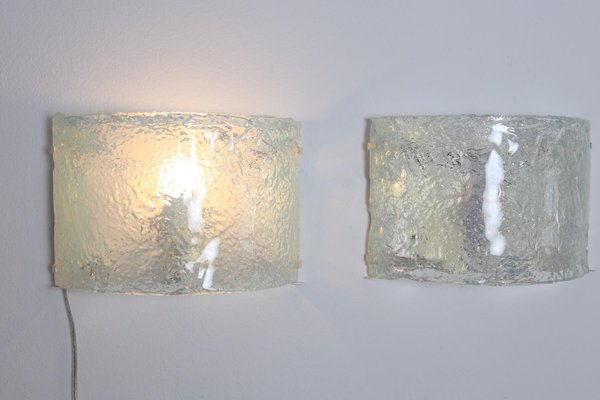 Mid-Century Italian Wall Sconces in Opalescent Murano Glass, 1970s, Set of 2-VNE-965946