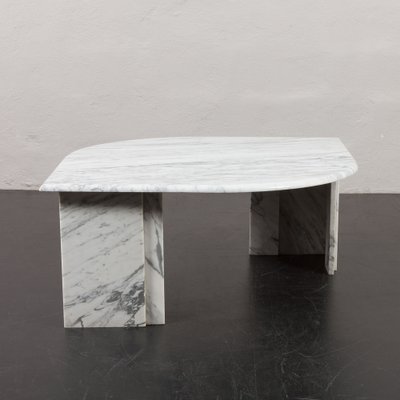 Mid-Century Italian White Marble Coffee Table, 1970s-UE-1727117