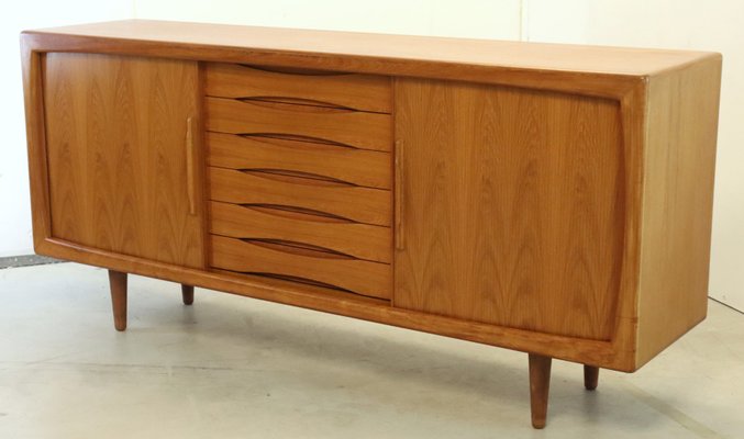 Mid-Century Lelllinge Sideboard attributed to Dyrlund-FYZ-1707010