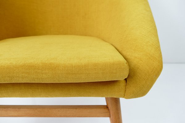 Mid-Century Lounge Chair in Yellow, 1960s-HDN-1743055