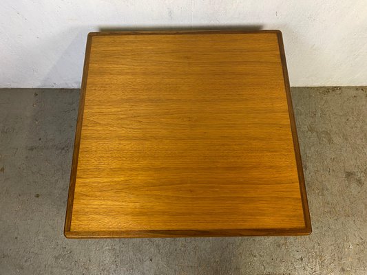 Mid-Century Minimalist Coffee Table in Walnut-GPQ-1732618