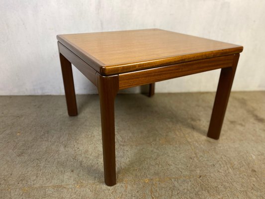 Mid-Century Minimalist Coffee Table in Walnut-GPQ-1732618